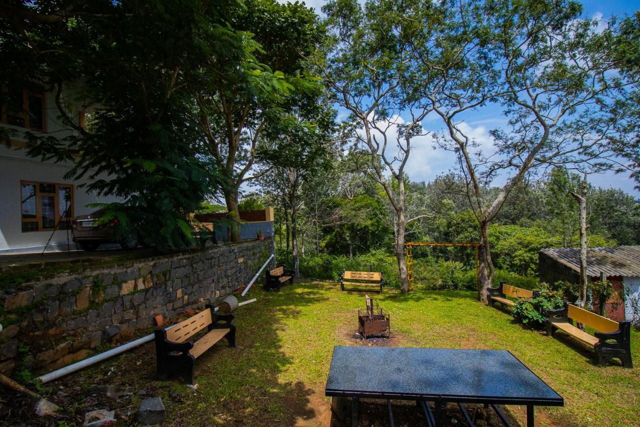 Bliss View Hotel Yercaud Exterior photo